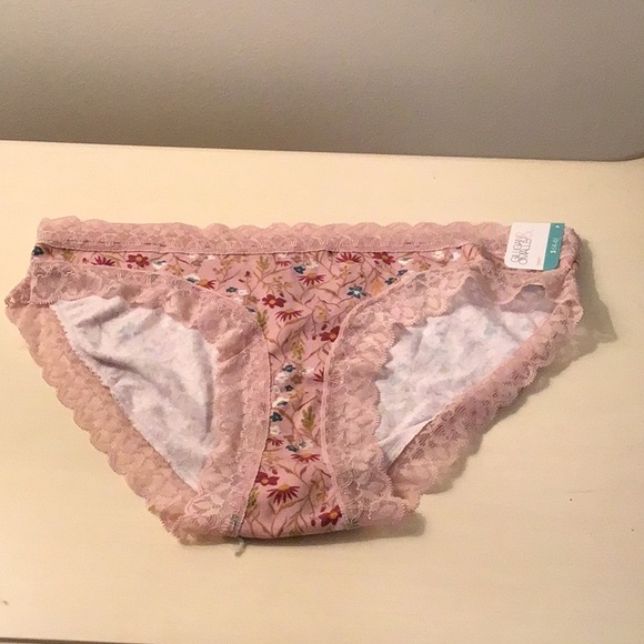 Lace Panties 2 NWT - Picture 2 of 3